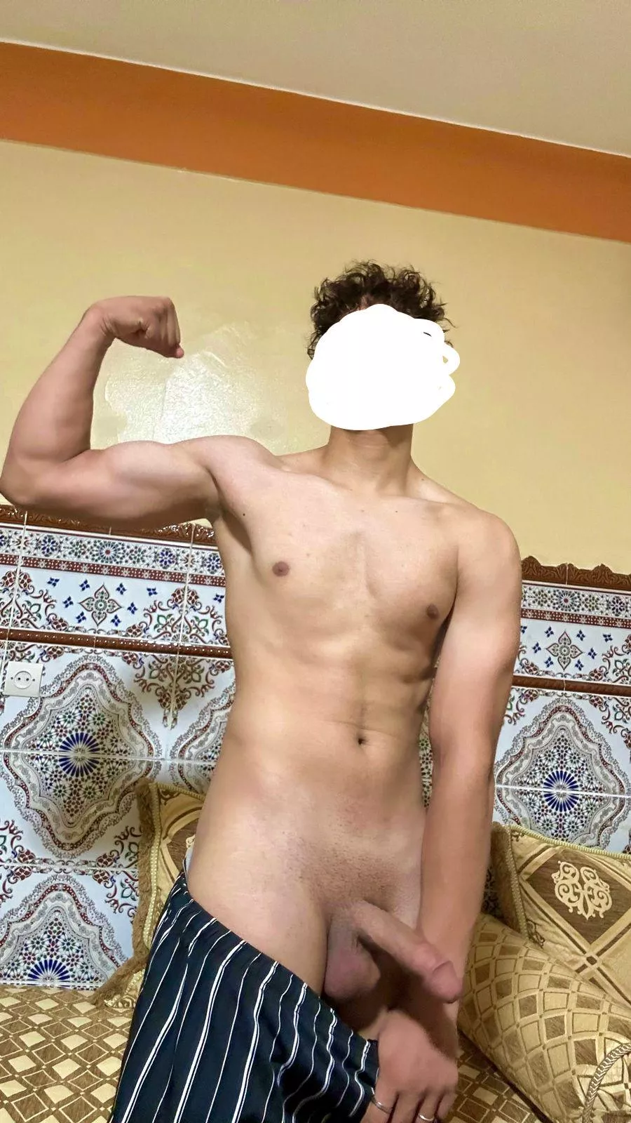 20yo, any takers ?