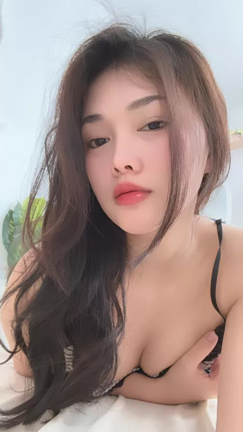 A little tease with a lot of charm.😉