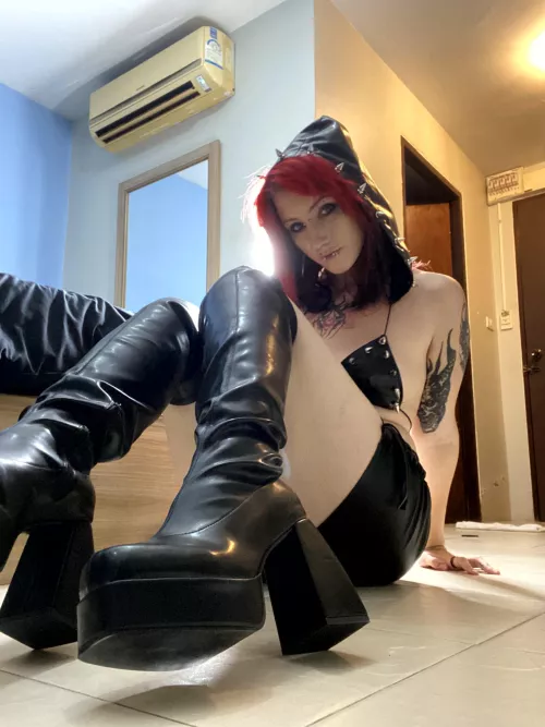 Daddy likes it when I dress up in shiny outfits