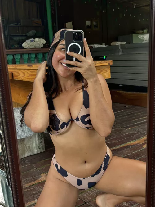 Do I look good in that bikini