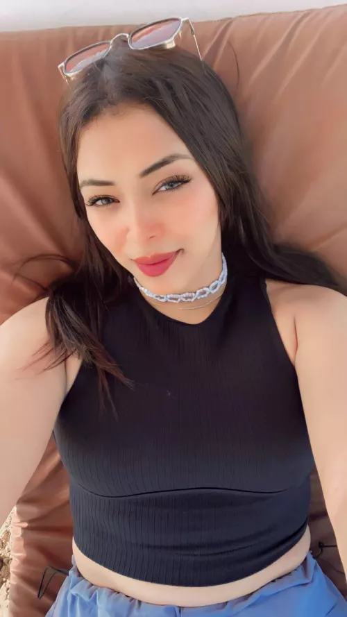 I'm craving to dominate a slave male are you going to be submissive for me ?😈