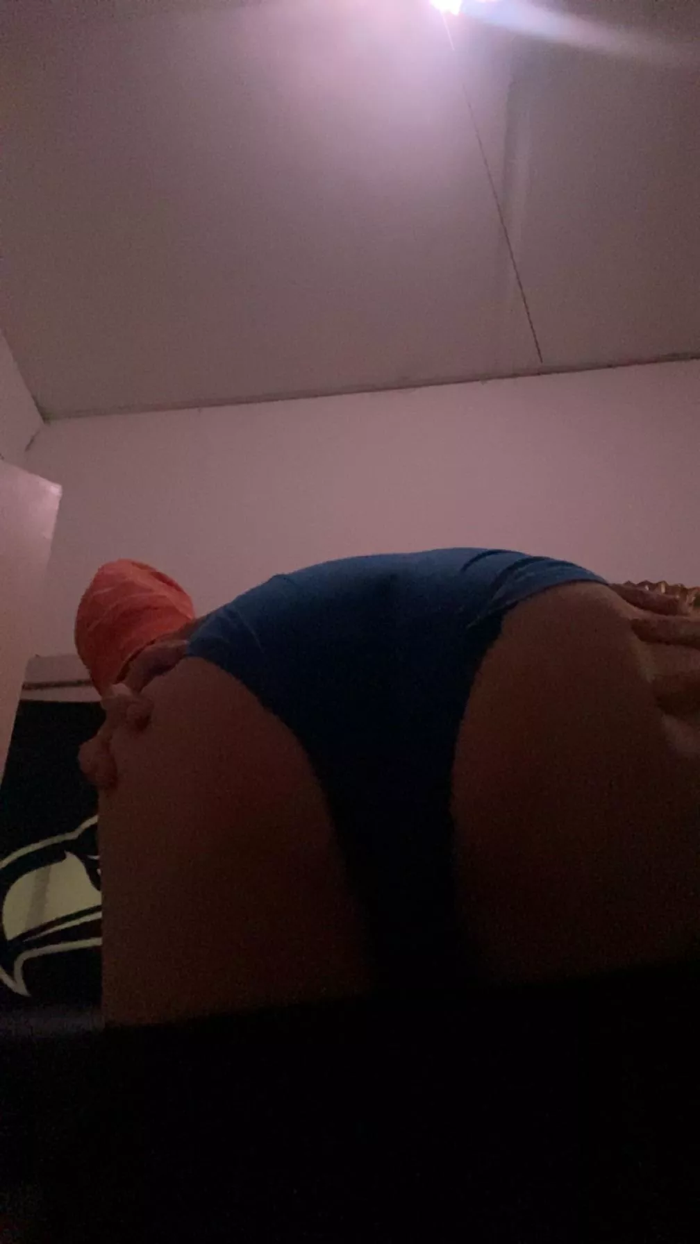 let me see that morning wood? 