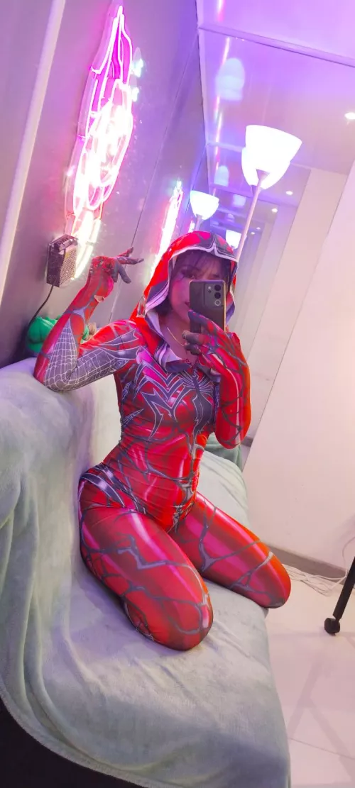 [lina_bedoya] Young spider woman! loves to fuck her throat with big cocks!