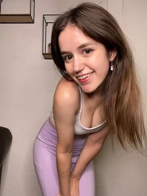 mexicana girl every move is accompanied by a smile