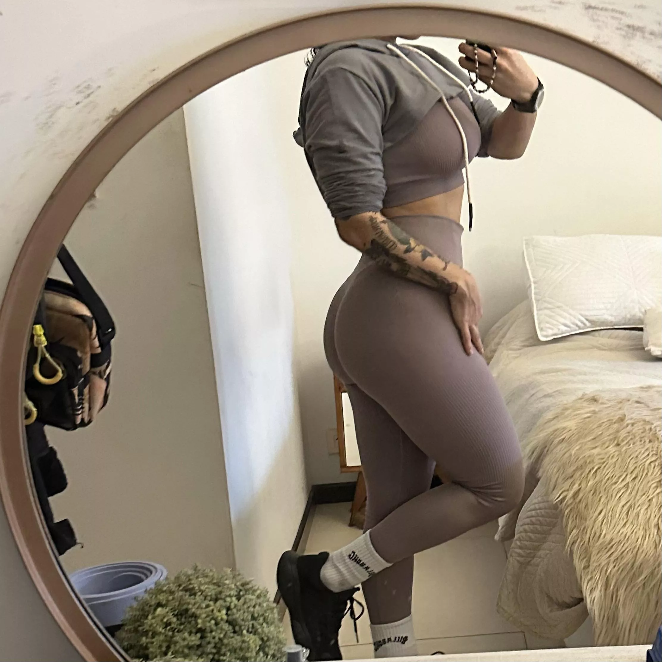 My casual outfit before starting my yoga class