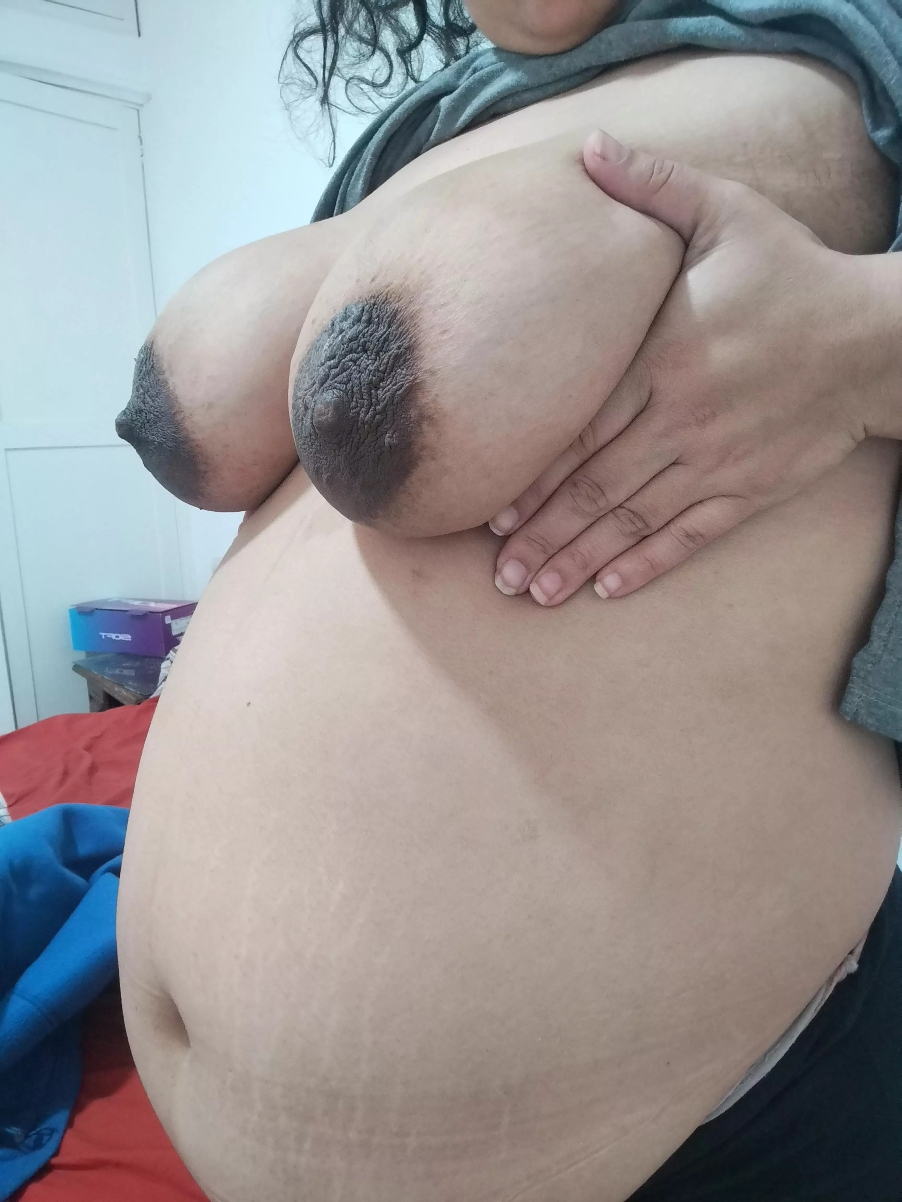 Pregnancy 22 week sexy girl