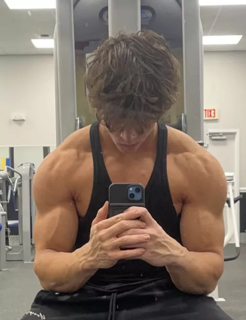 [19] Just turned 19 recently, How do I look?