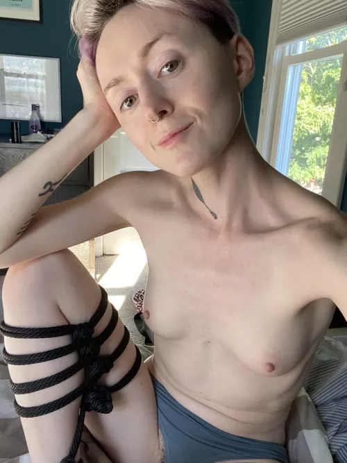 A little self-tie :)