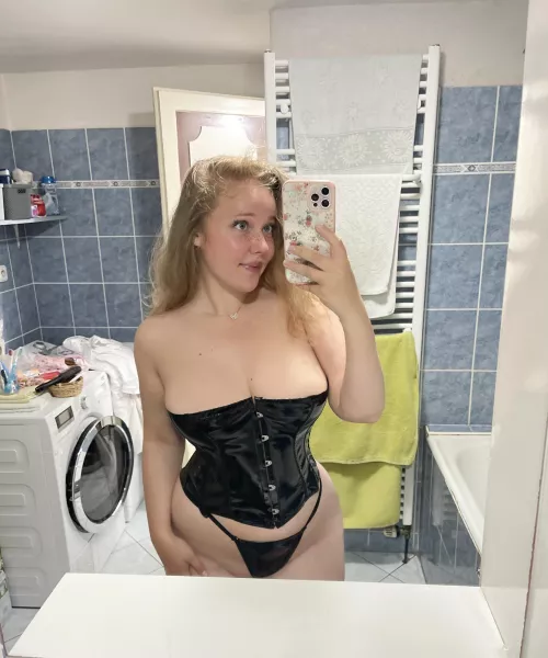 Do you find me hot in this corset? <3