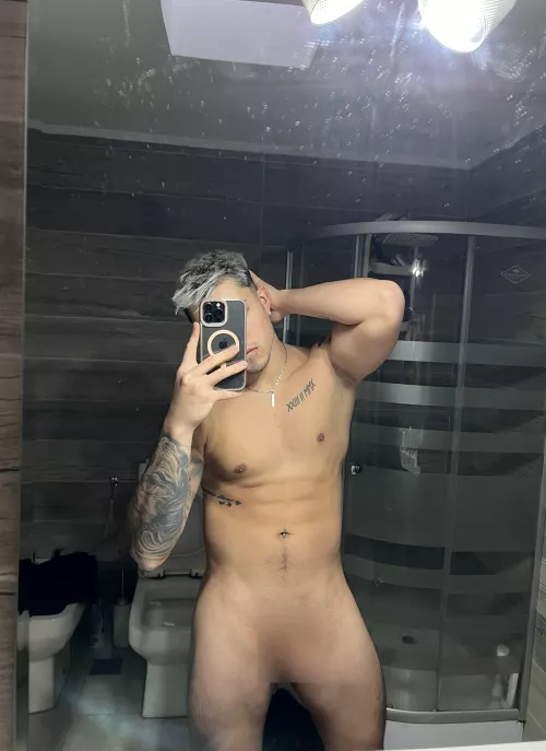 Do you want to bury your face in my warm, sticky musk, baby?