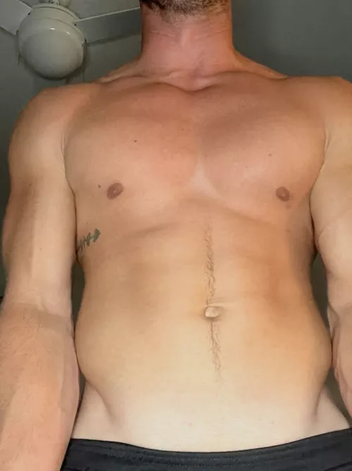 Get on your knees for me 😏