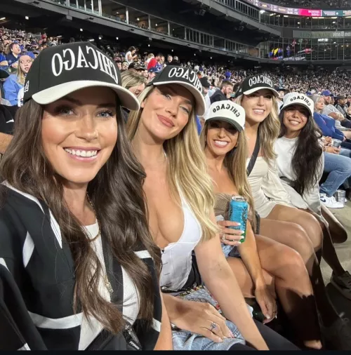 Golf crew hits Chitown. 