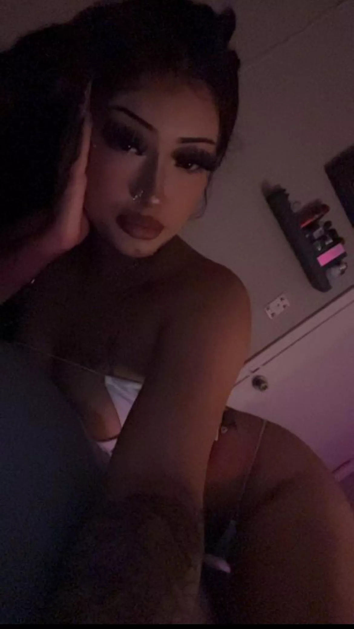 hmu to see me gush 😫😛