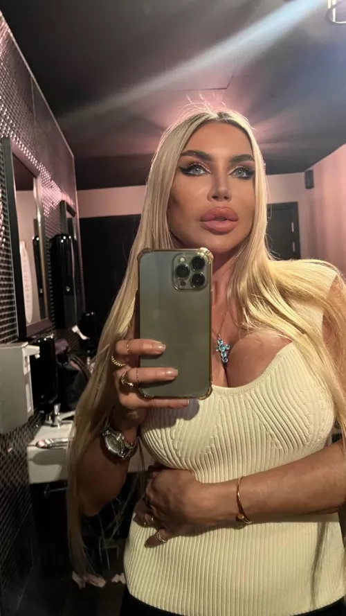 I want your cream on my lips