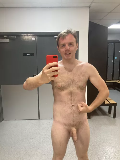 No need for a towel got nothing to hide 