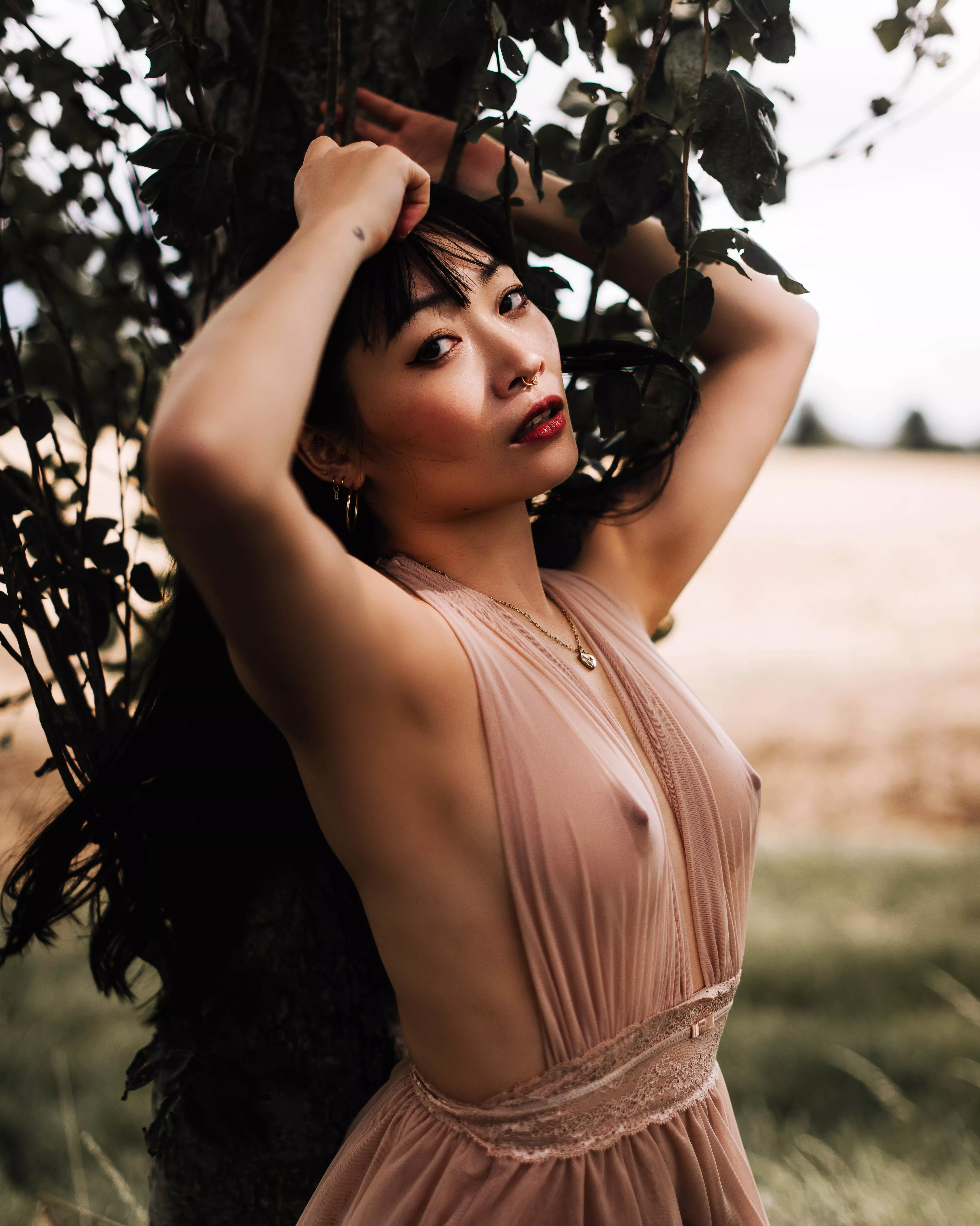 Since you guys loved my picture 2 days ago ^^ Here's a version of me, looking straight into your eyes