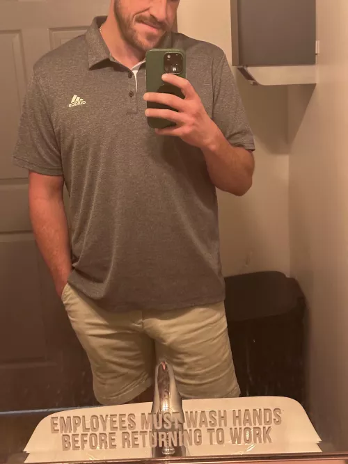 Too bad there’s no one cute in my office 😢 do you think you’d notice? [38] 