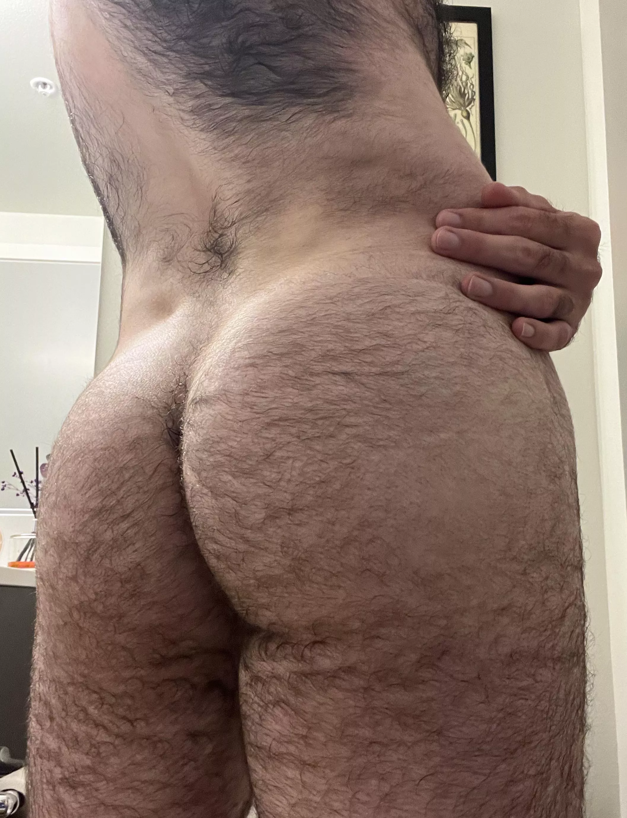 Who would nut in my furry ass?