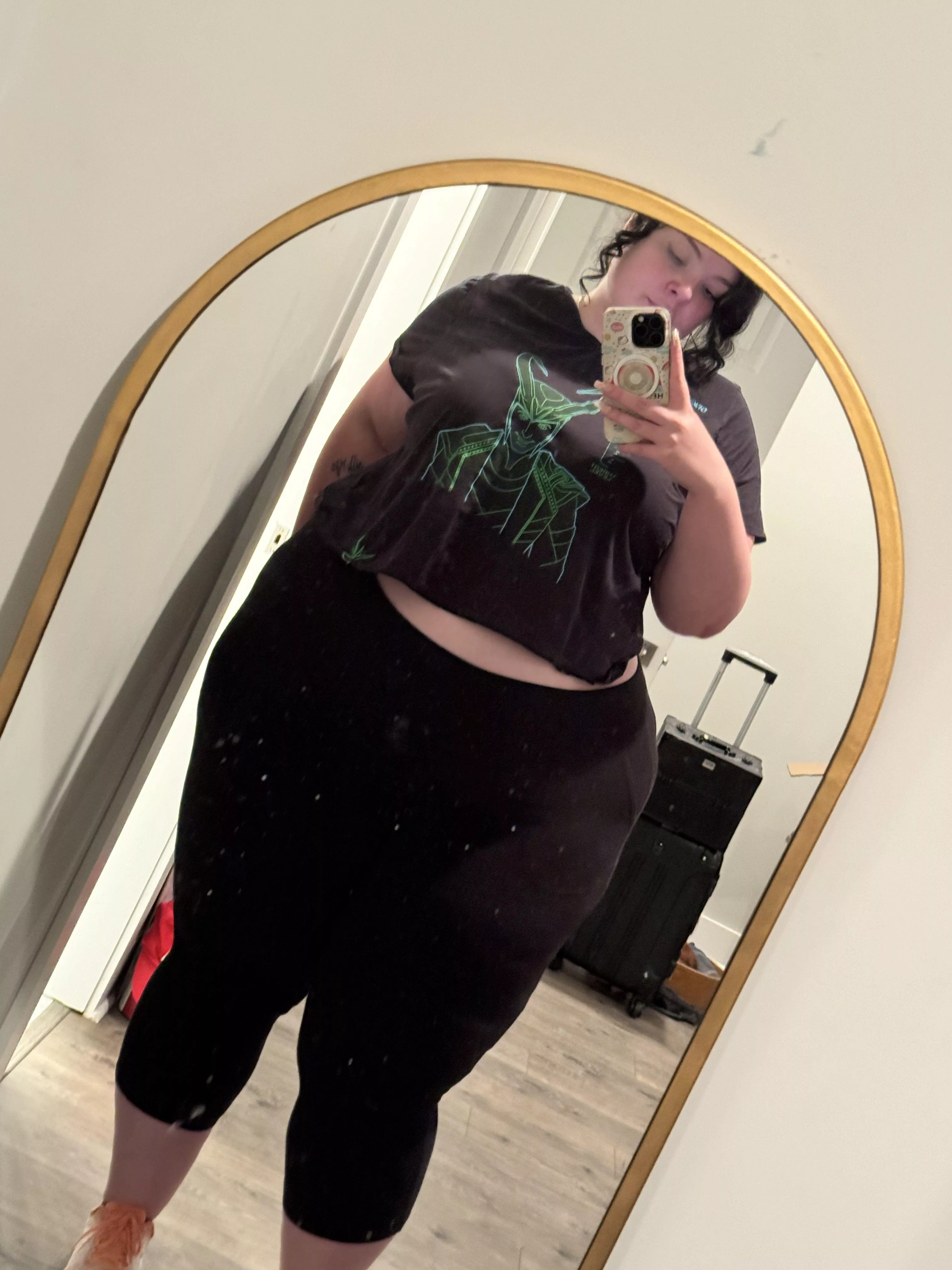 You deserve a woman who dresses up for you