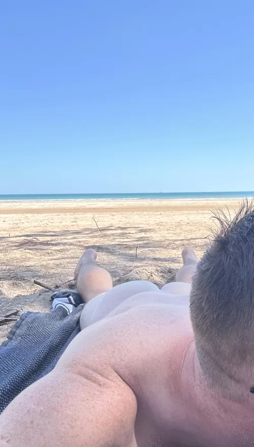 Cheeky morning at Casuarina Beach, NT, Australia 