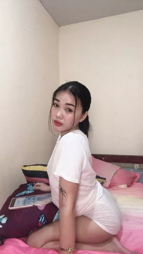 Do you think I have the curves to attract older men?