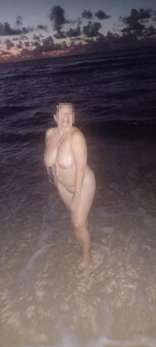 Everything gets hotter when the sun goes down 