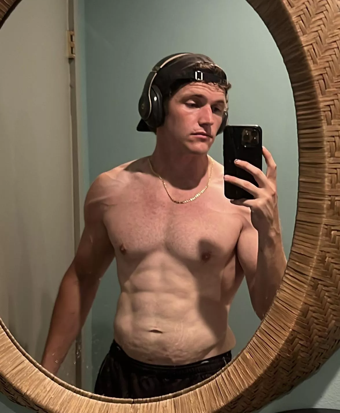 Hit goal weight. Might as well make it my first post. 