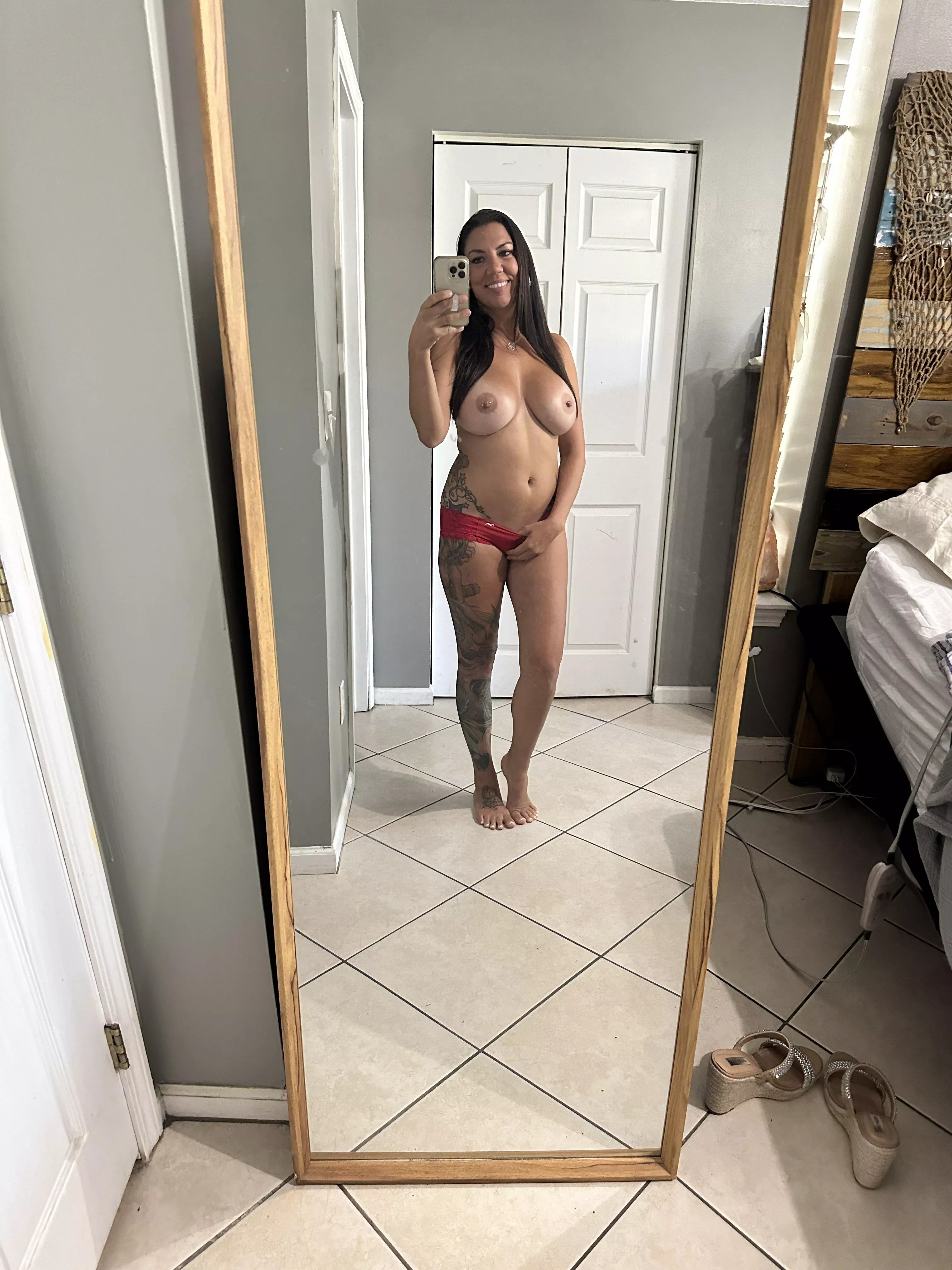 Thursday mornings would be much more fun if you woke me up with your tongue