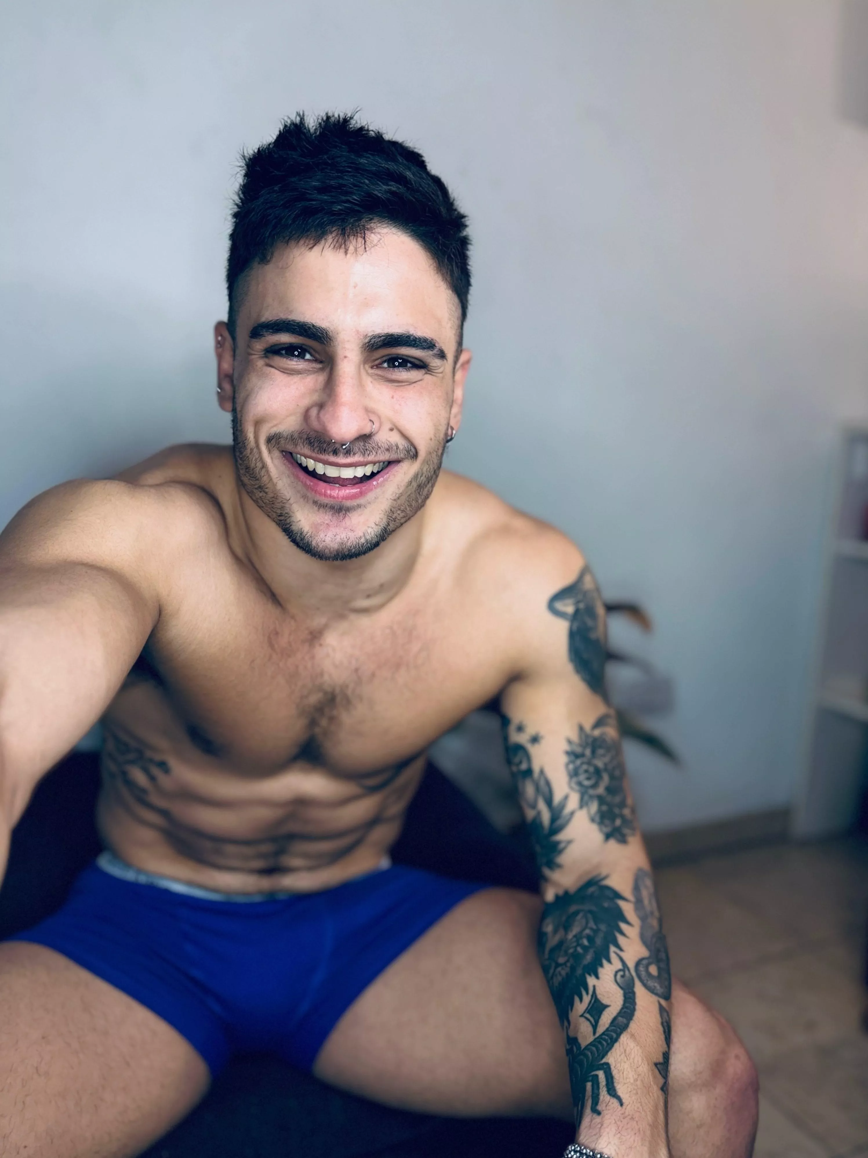 who loves tattoos and soccer? ;)