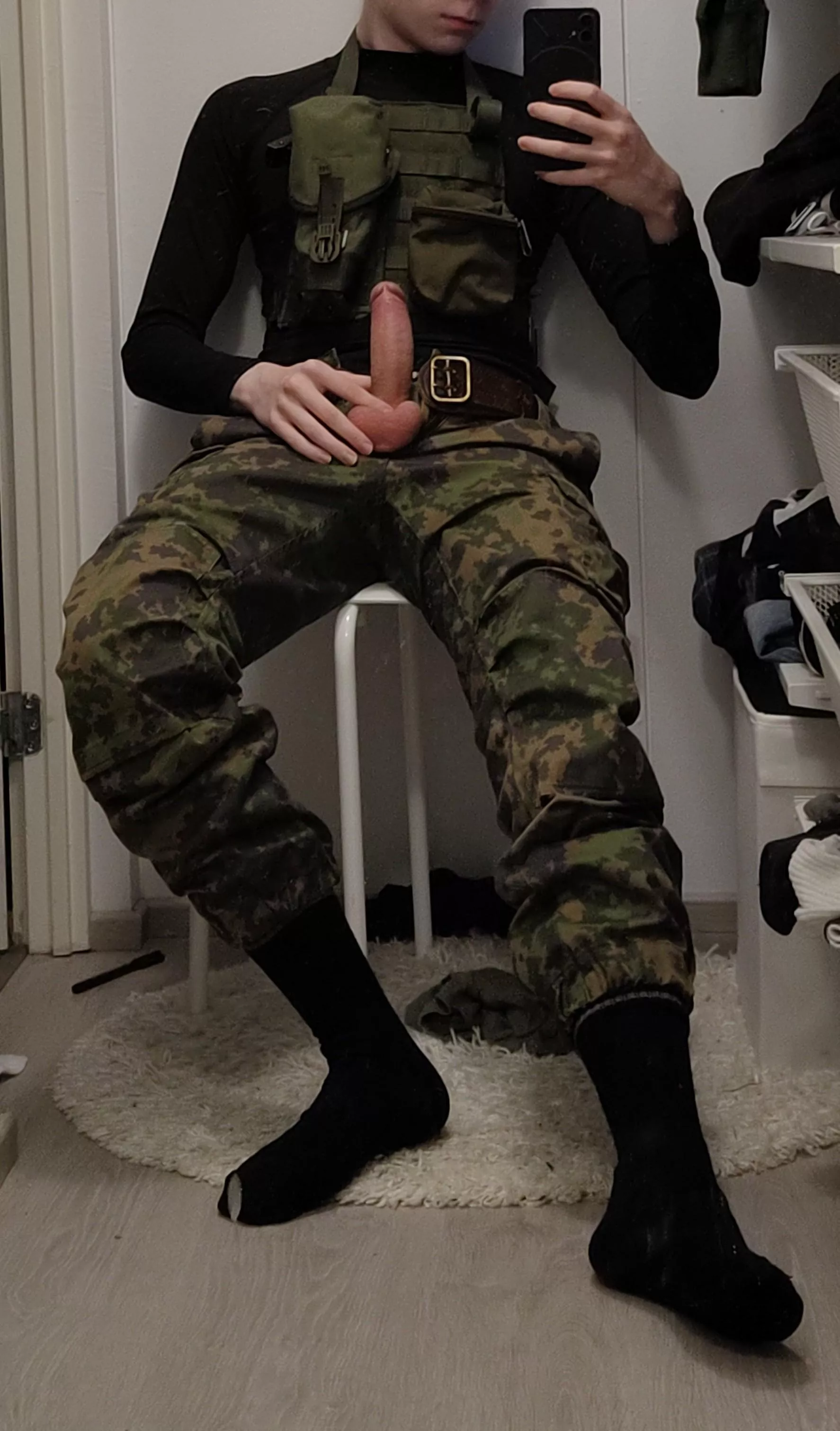 Armytwink at your service😈🍆