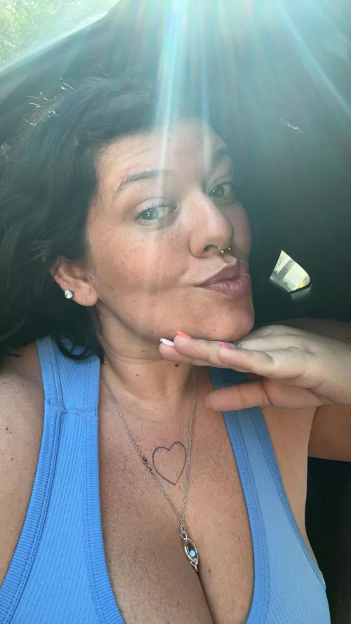 Dropping in to say hi 😏