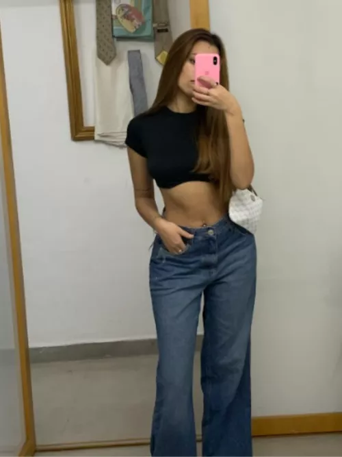 Feeling classy in this outfit