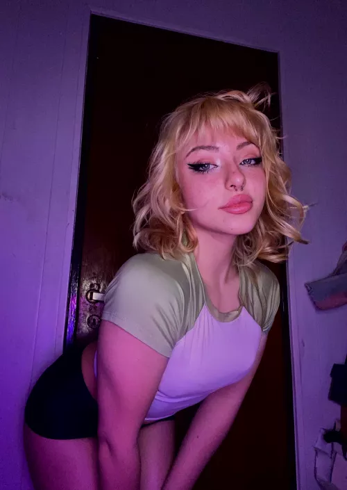 feeling fabulous and sharing the vibes with you