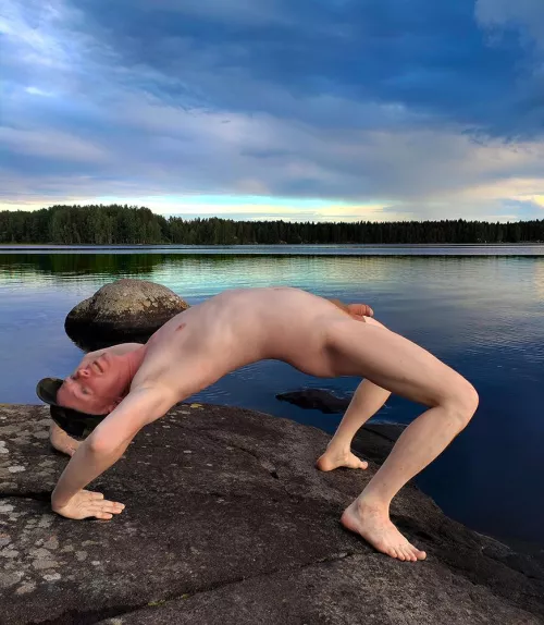 Good morning time for a stretch