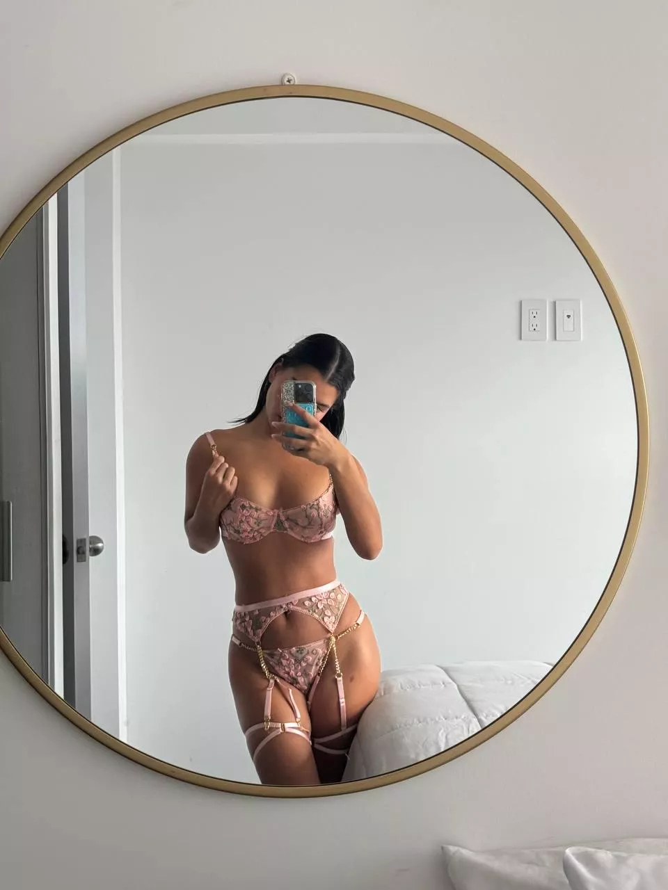 Here to show off my new favorite bikini