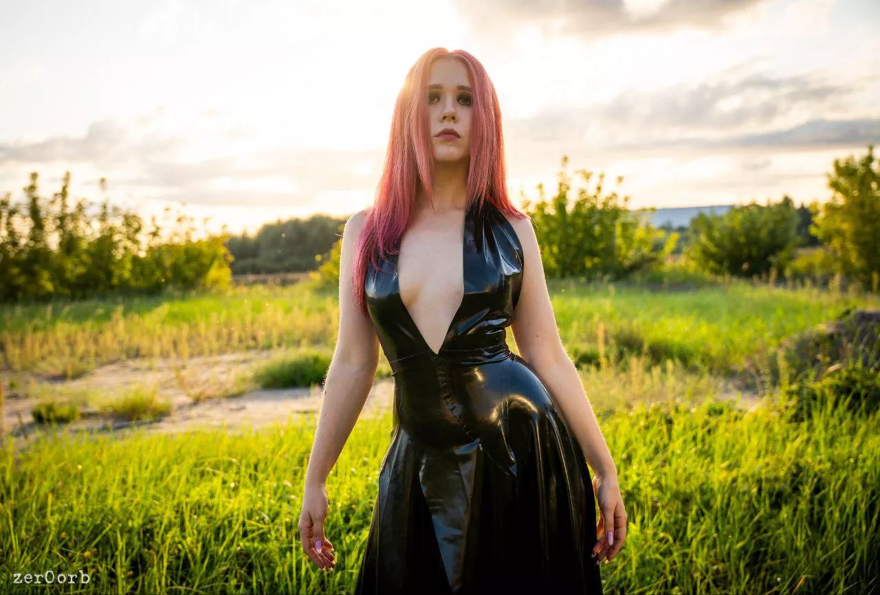 In this suit, do I seem too intimidating for guys to approach?