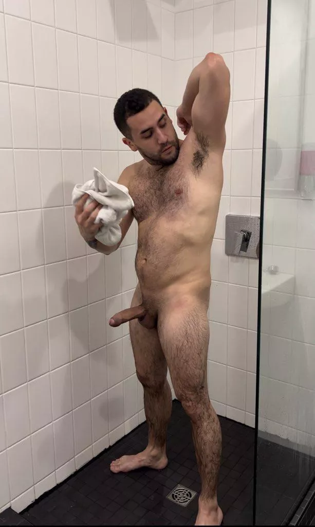 Pits and cock, always the best wine pairing 💦👅