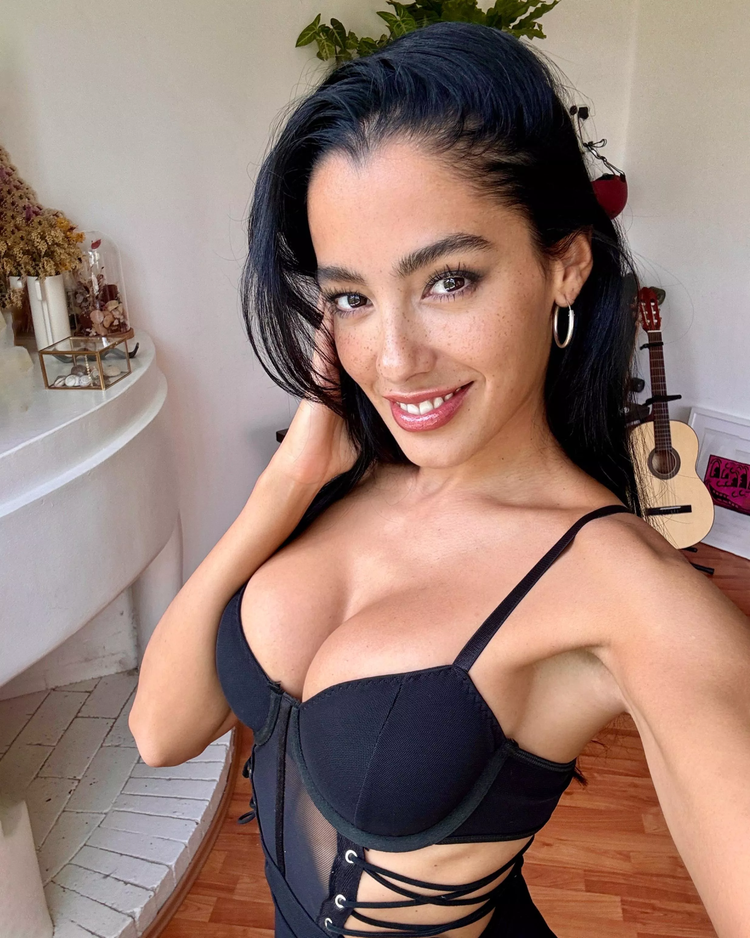 Tell me what every girl would like to know