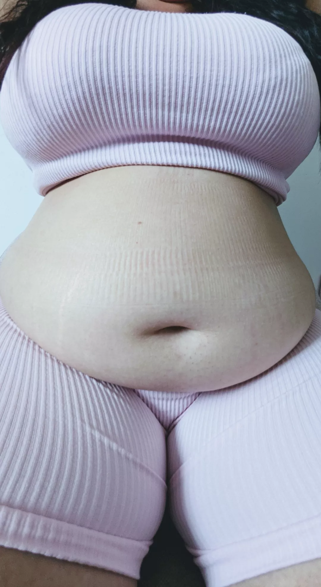 Tummy rubs are the best 