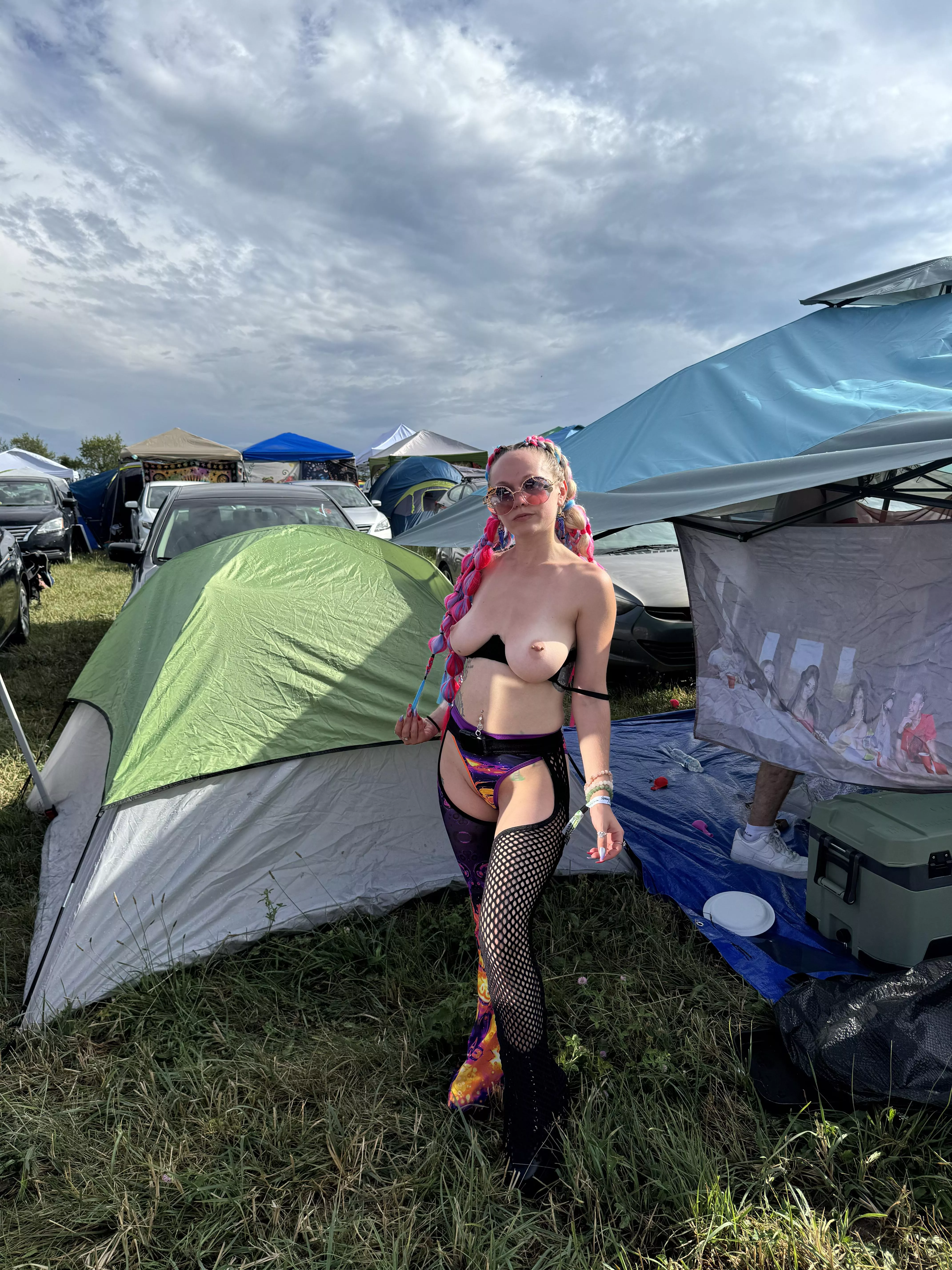 i got invited to my neighbors tent after this 