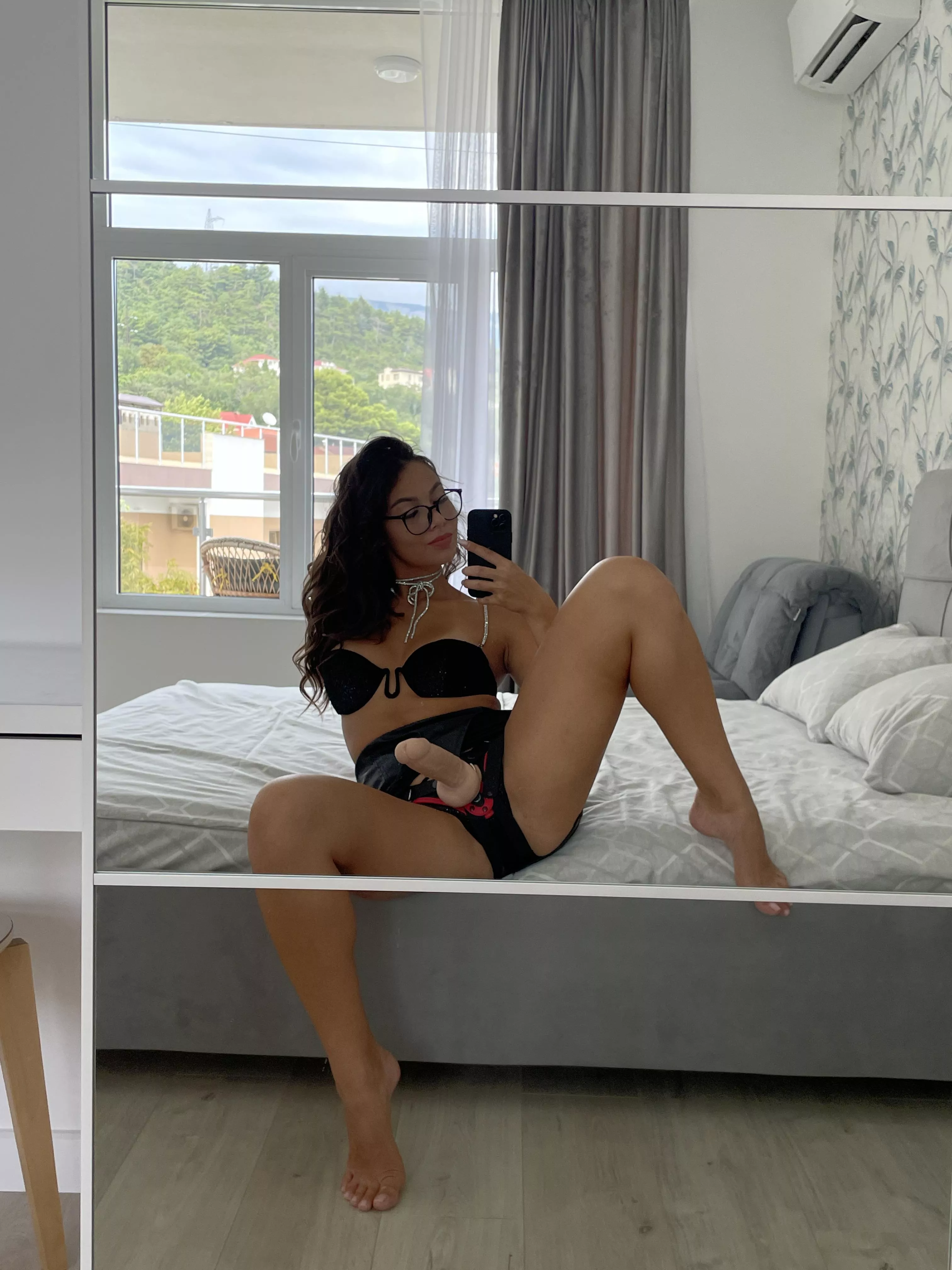 I know I'm hot and you should be submitting to me right now