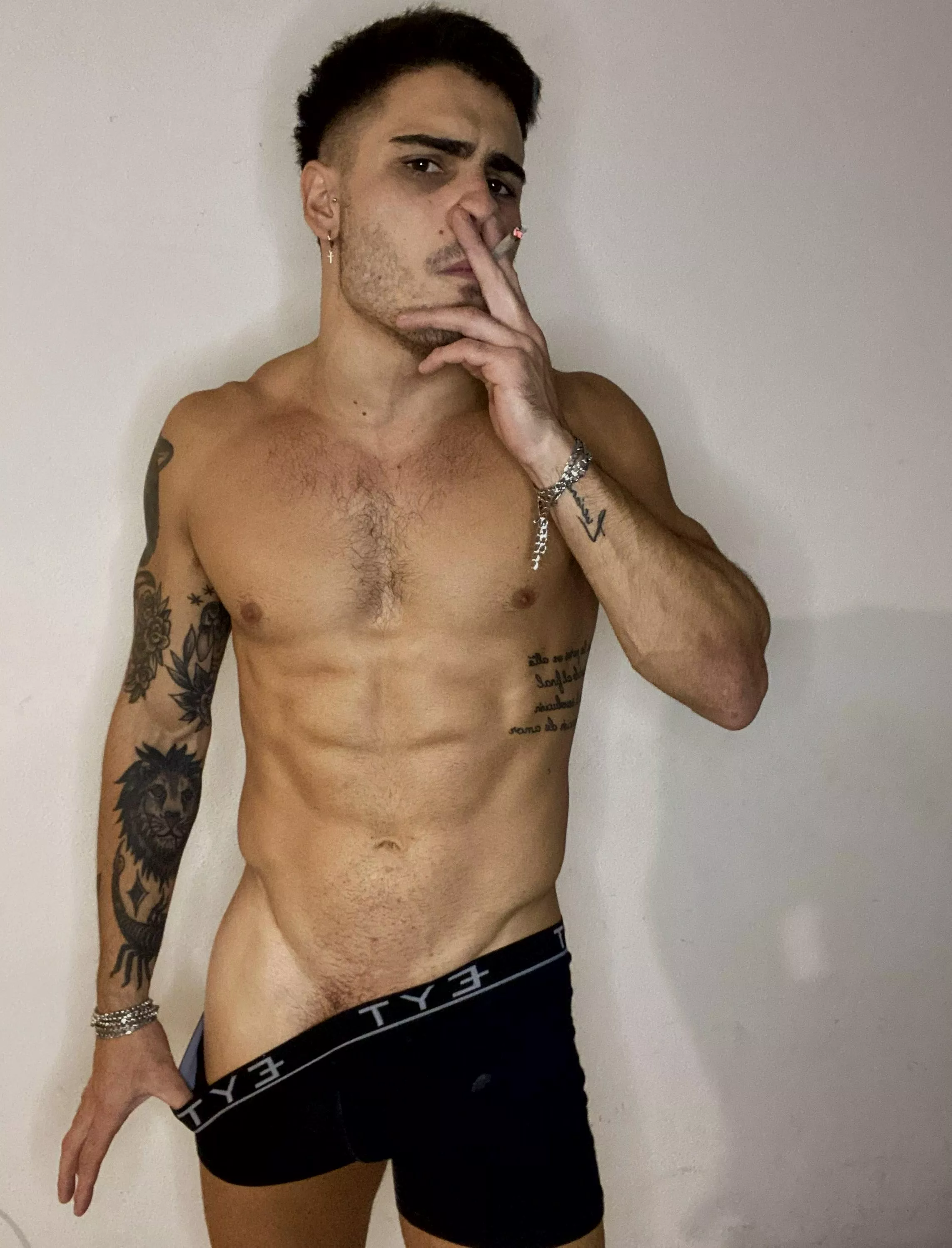 I wanna pin you down and take what I want there no safe word either