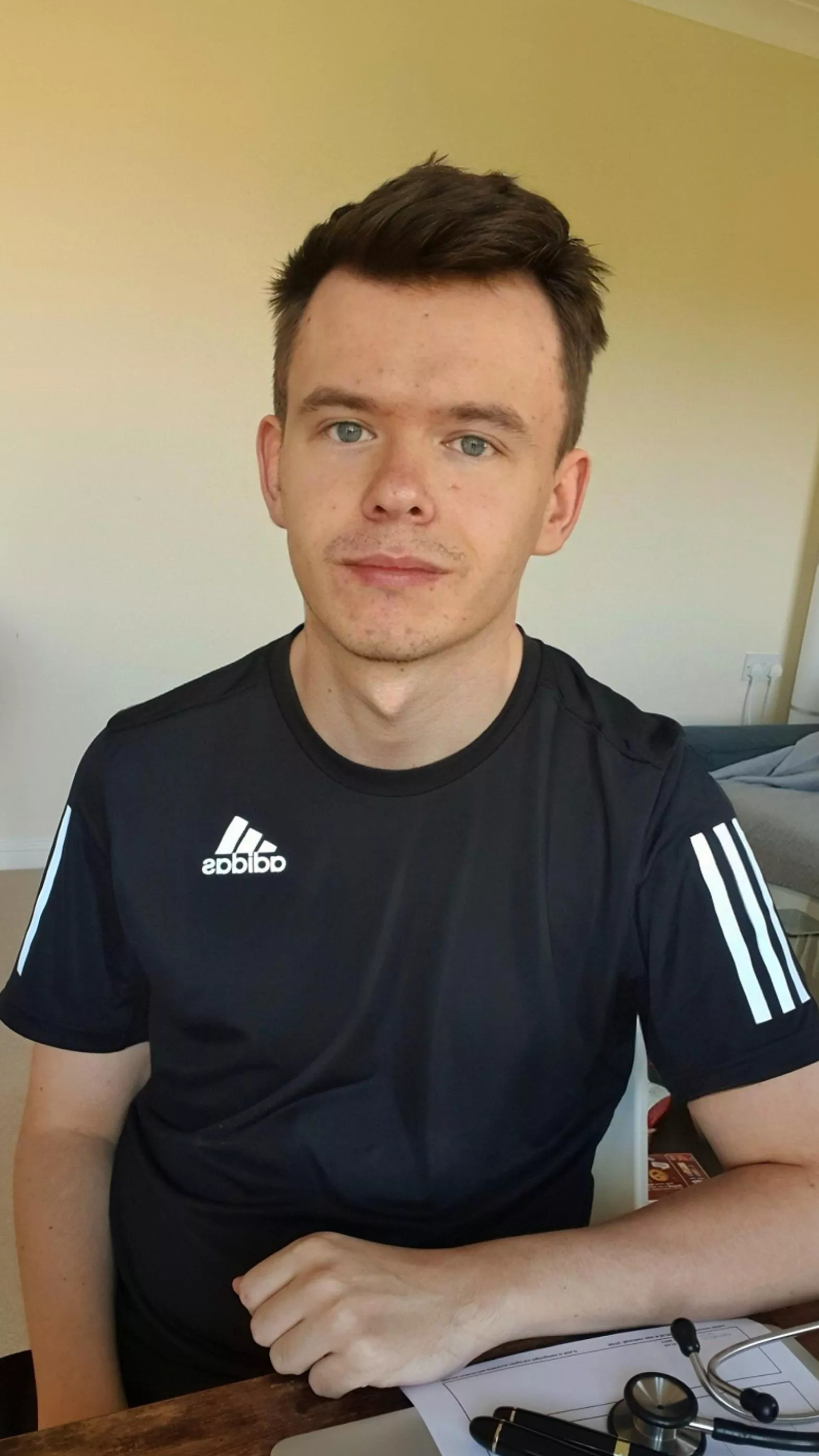 It is too hot to turn on my PC 🌡️ Definitely need AC