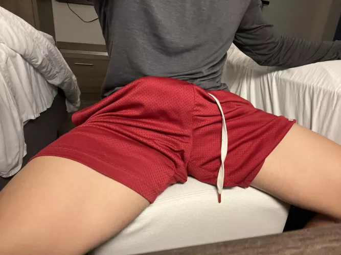 say “yes daddy” if you wanna see the nude version!