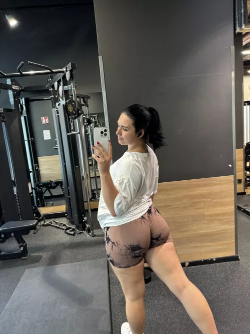 the cellulite makes it juicy