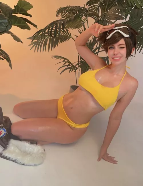 Tracer from [Overwatch] by (CaterpillarCosplay)