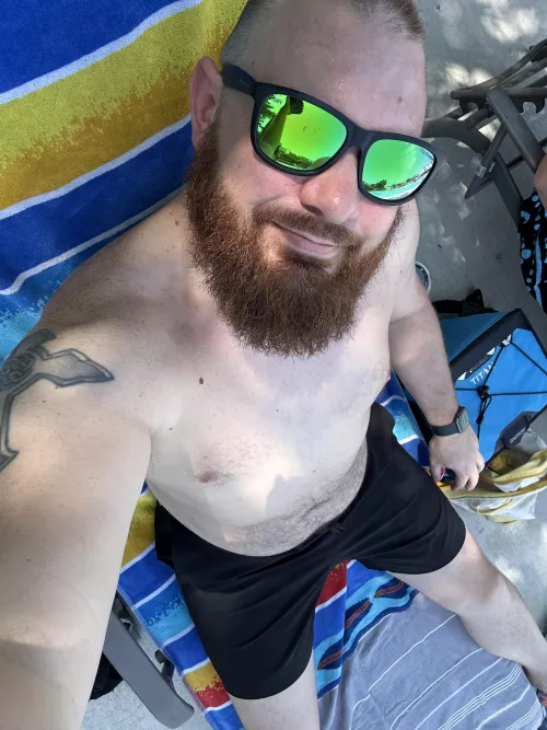 What’s the best way to get your attention from across the pool? (41)