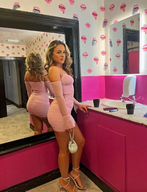 18f, my Saturday night look :)