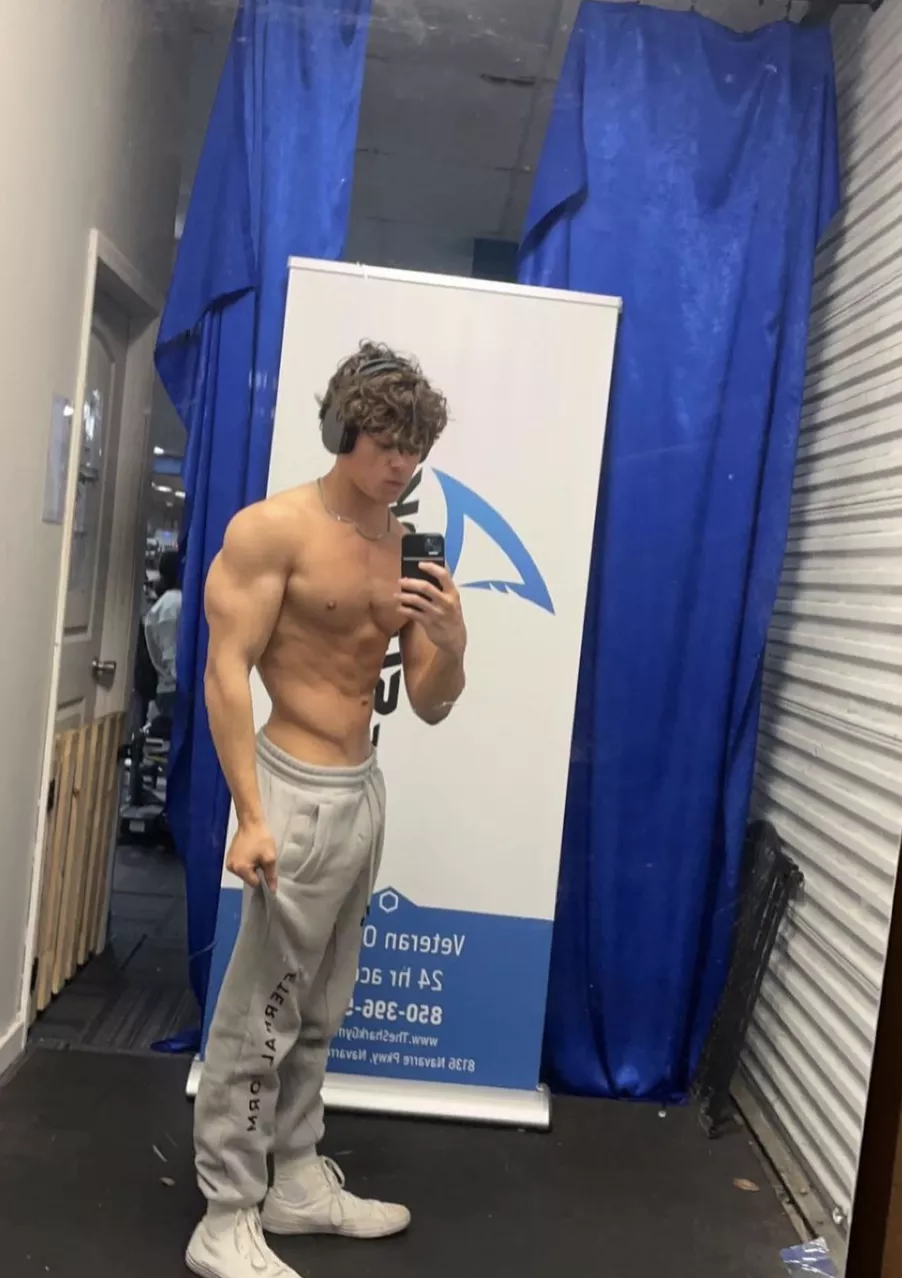 Convince me to bang you in three words or less!