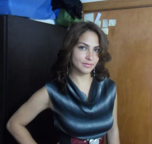 Hope I look classy without makeup 